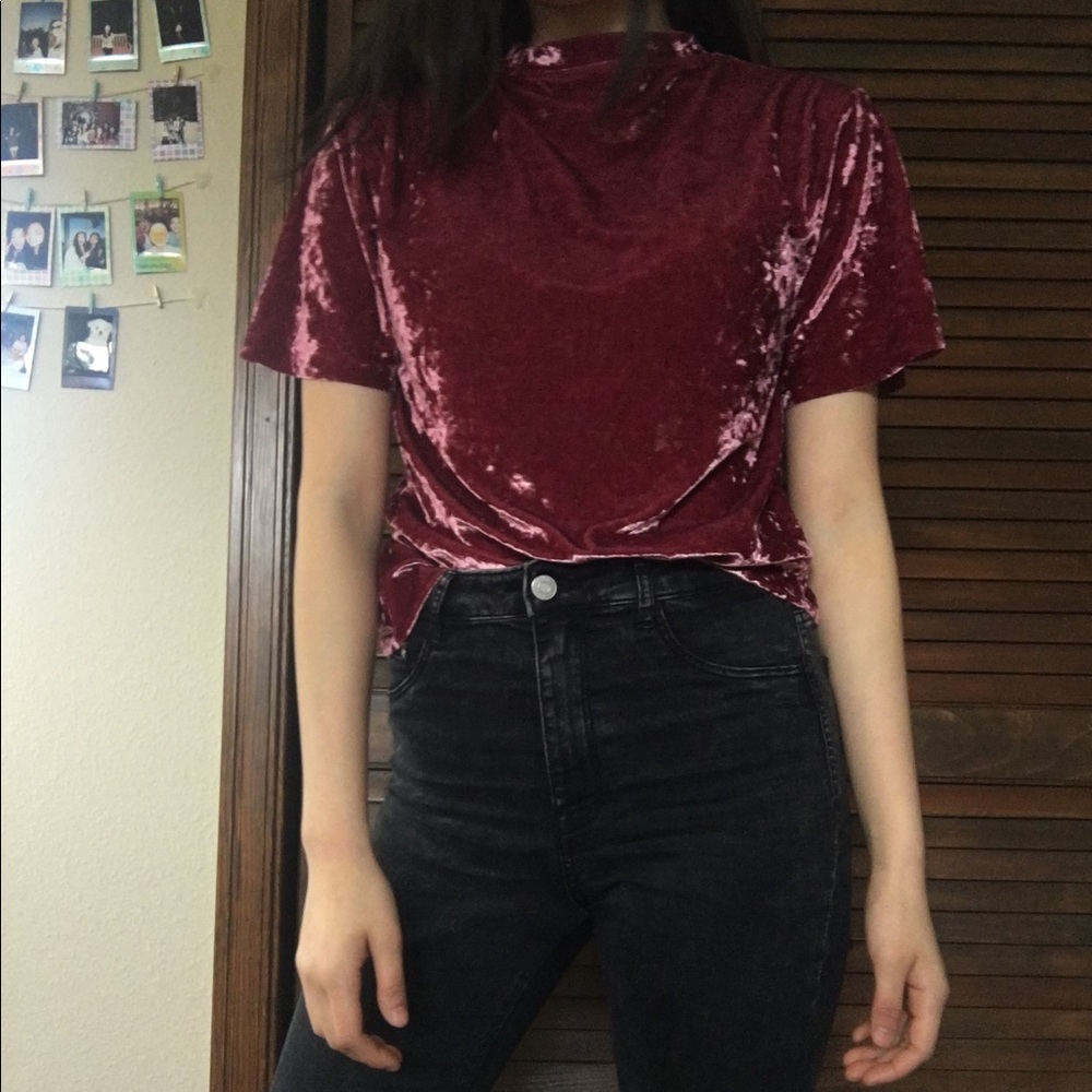 Pink velvet tshirt